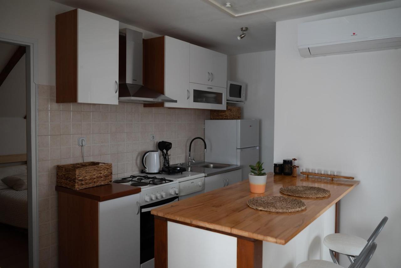 Apartman Milutin Врси Екстериор снимка